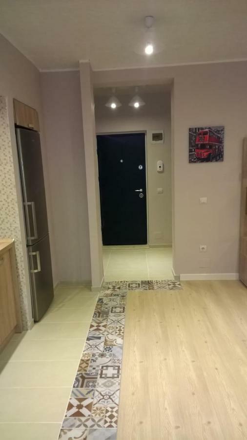 Apartamento Igi Red Flat With Free Private Parking Cluj-Napoca Exterior foto